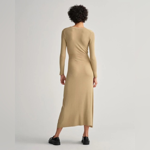 (SOLD)GANT Apparel Womens Rib Cardigan Dress - Picture 5 of 10